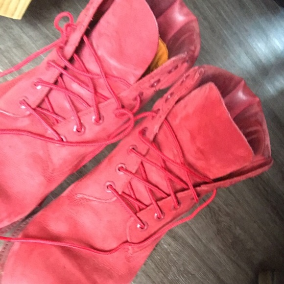 boots wearing 3 times and it in really good shape - Picture 2 of 2